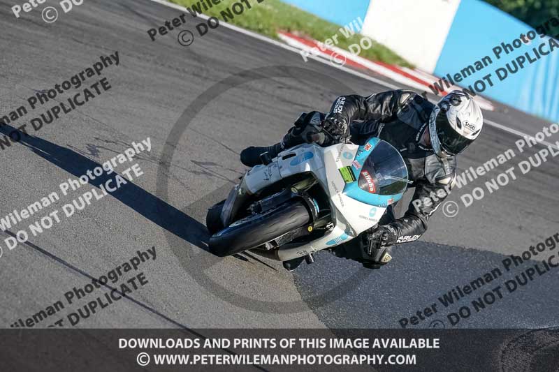 donington no limits trackday;donington park photographs;donington trackday photographs;no limits trackdays;peter wileman photography;trackday digital images;trackday photos